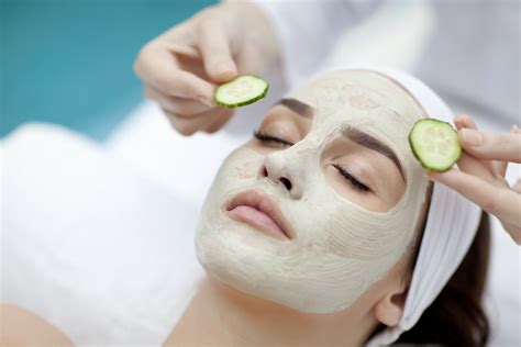 3 DIY Healing Cucumber Facial Masks