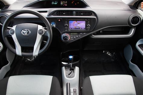 Toyota Prius C INTERIOR-5 | Car Dealership in Philadelphia