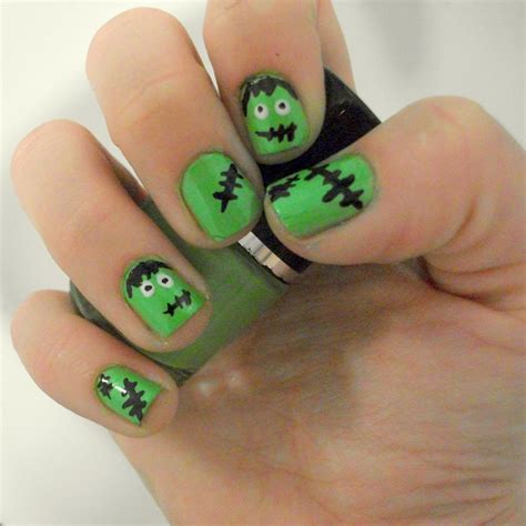 GemSeren UK Beauty Blog: Halloween Nail Art: Cute Frankenstein