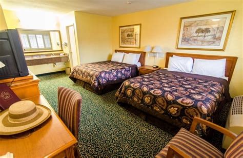 Disneyland Off-Site Hotel Review: Del Sol Inn - Disney Tourist Blog