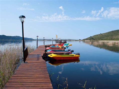 Lalakoi Tourism: Activities at Pine Lake Marina near Sedgefield in the Garden Route