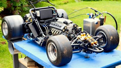 1/3 Scale Hybrid RC Car With A Scratch-Built 125cc V10 Engine | Hackaday