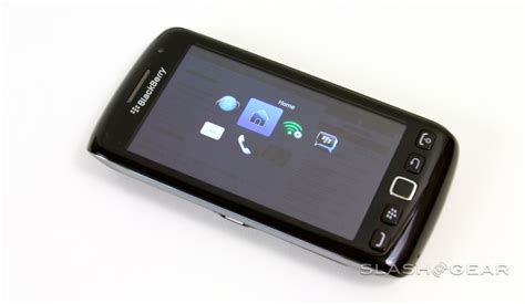 BlackBerry Torch 9810 Review - SlashGear