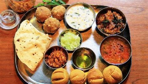 Jharkhand Food - Mouth Watering Dishes - India the Destiny