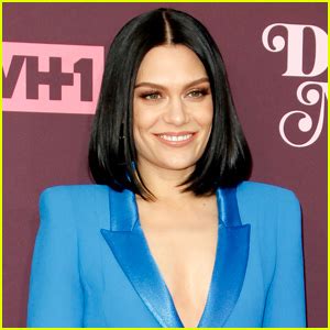 Jessie J Switches Up Black Bob For New, Lighter Hair Color! | Jessie J | Just Jared: Celebrity ...