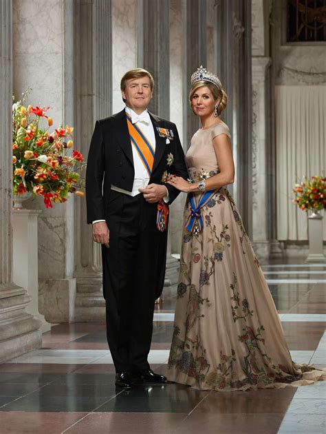 Royal Family Around the World: The Dutch Royal Family Posed For A ...