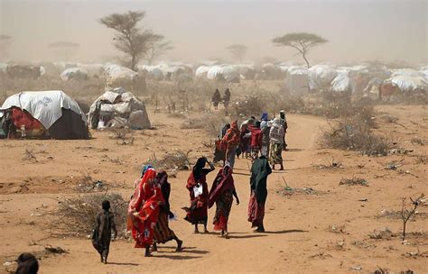 Somalia famine worsened by civil war, experts say