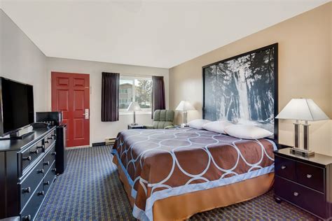 Super 8 by Wyndham Alturas | Alturas, CA Hotels