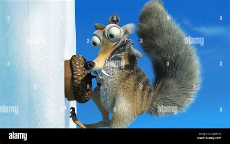 Scrat ice age meltdown 2006 hi-res stock photography and images - Alamy