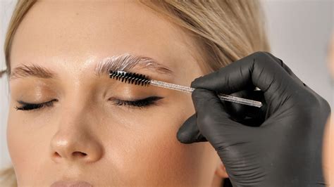 Brow Lamination with Tint and Brow Wax Hessle - Inspire Therapy Training