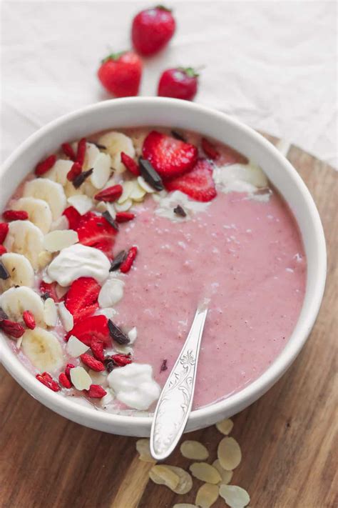 Strawberry Banana Vegan Protein Smoothie Bowl | Ready in 5 Minutes!