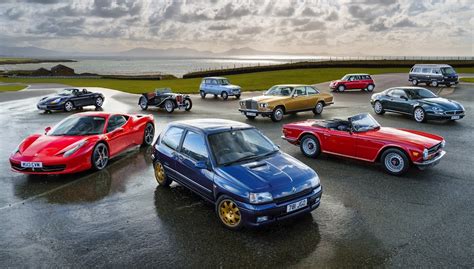 Ten classic cars set to rise in value in 2022