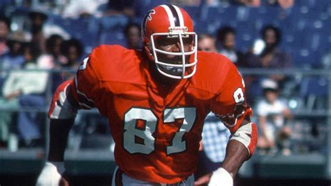 Pro Football Hall of Fame defensive end Claude Humphrey passes away at ...