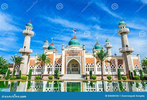 Thailand Mosque Royalty-Free Stock Photo | CartoonDealer.com #47272611