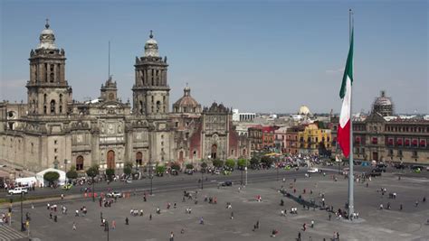 Time-lapse Of The Zocalo In Mexico City, With The Cathedral At Night ...