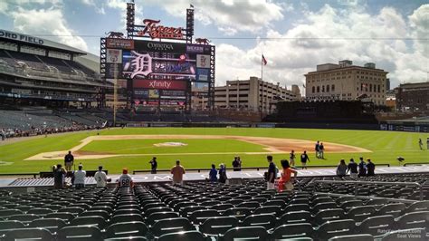 Detroit Tigers Club Seating at Comerica Park - RateYourSeats.com