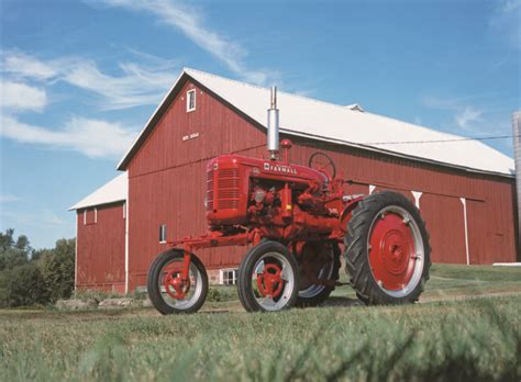 The History of Farmall Tractors: 1940-1954 - Grit