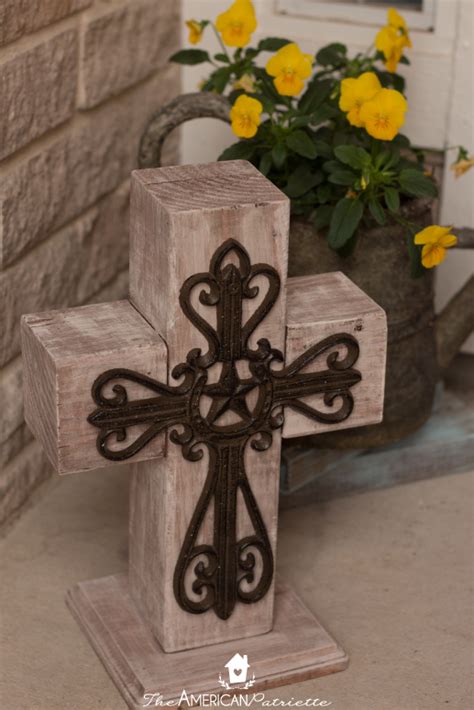 DIY Outdoor Wooden Cross Decor - The American Patriette