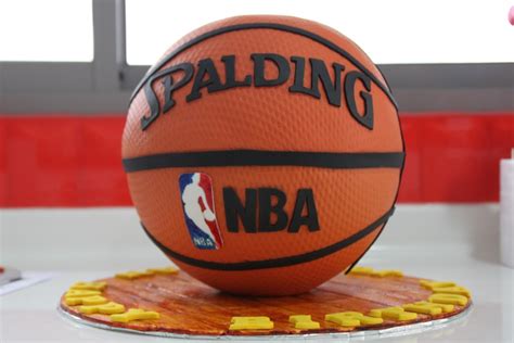 Basketball Cakes – Decoration Ideas | Little Birthday Cakes