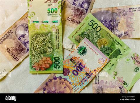 Argentine peso hi-res stock photography and images - Alamy