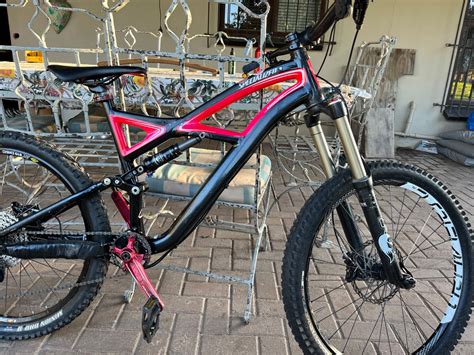 Specialized Enduro | Bike Hub