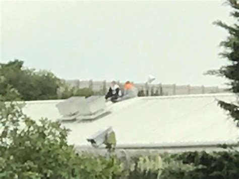 PRISONERS GAIN ACCESS TO THE ROOF OF HMP ISLE OF WIGHT - Island Echo ...