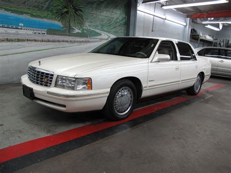 1999 Cadillac Deville Chatsworth, California | Hemmings.com