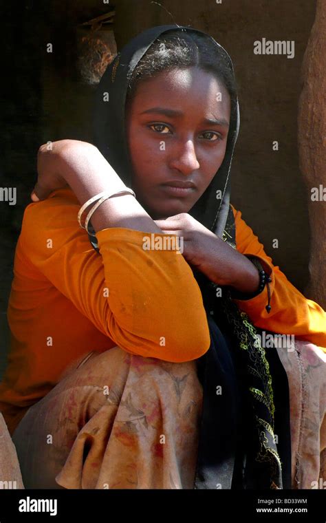 Sudan woman hi-res stock photography and images - Alamy