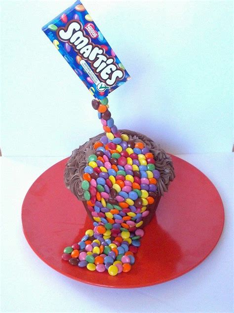 17 Best images about Illusion Cakes on Pinterest | Stack of pancakes, Beer mug cake and Beer mugs