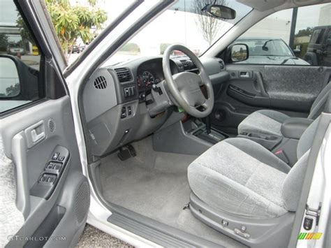 2002 Isuzu Rodeo LSE interior Photos | GTCarLot.com