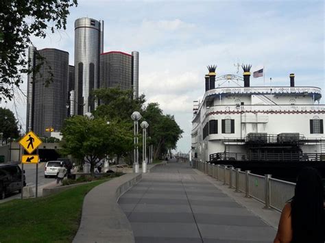 Pin by Monté Lavon on The Detroit Princess Riverboat | Detroit princess, River boat, Detroit