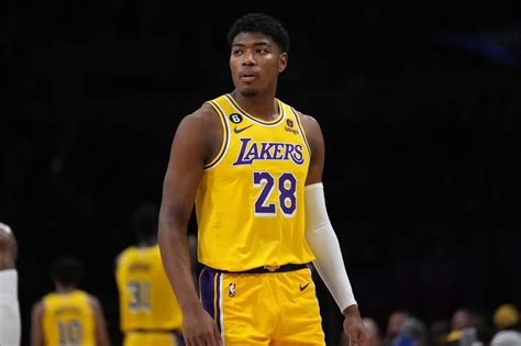 Rui Hachimura shines in his Lakers debut: Grade and analysis