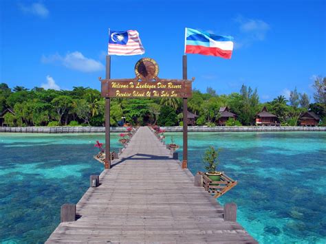 Lankayan Island Resort Sipadan Reviews & Specials - Bluewater Dive Travel