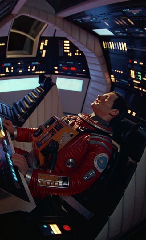 Keir Dullea in 2001: A Space Odyssey (1968) | Cine, Peliculas, Naves espaciales