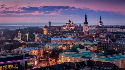 Thomas Hoskyns Leonard Blog: TALLINN, ESTONIA: A Tour Guide for Scott