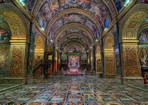 Valletta Walk with St. John’s Co-Cathedral | Walking Tours Malta