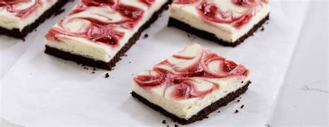 Raspberry Swirl Cheesecake Bars | Ready Set Eat