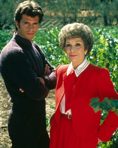 Falcon Crest [Cast] photo