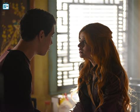 SpoilerTV | Shadowhunters, Shadowhunters tv series, Simon and clary