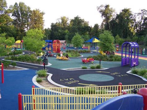 9 Amazing Playgrounds In Virginia That Will Make You Feel Like A Kid Again | Cool playgrounds ...