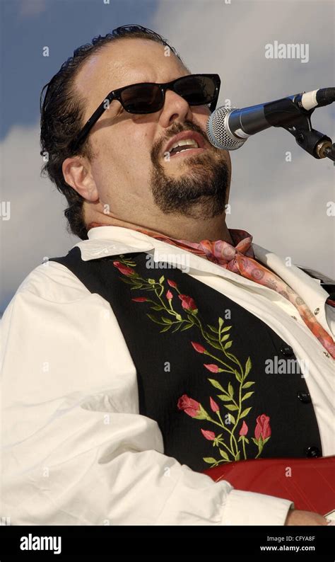 May 5, 2007; Indio, CA, USA; Musician RAUL MALO performs during the Stagecoach Country Music ...