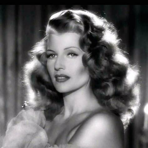 Rita Hayworth | Vintage hollywood glamour, Old hollywood glam, Classic ...