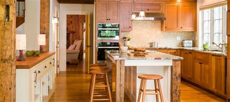 A Milwaukee Kitchen and 3 Others Warm Up With Rustic Wood Beams