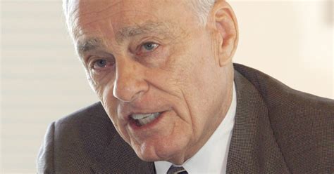 Vincent Bugliosi, prosecutor in Charles Manson trial, dies