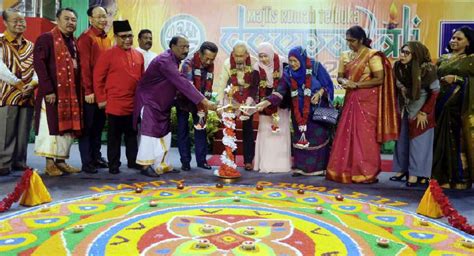 Rumah Terbuka Deepavali : Also some of the tamil speaking communities ...