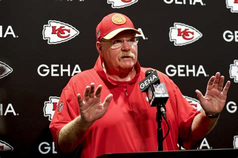 Andy Reid praises Chiefs for 'gutting it out' in narrow win over Jets ...