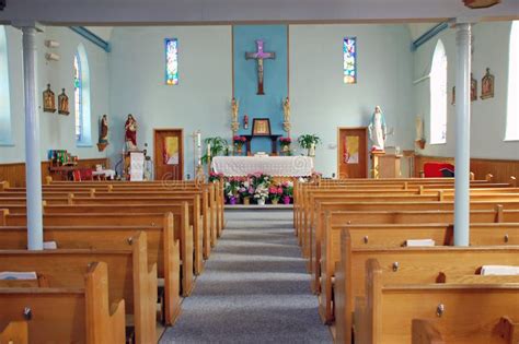 Catholic Church Sanctuary stock image. Image of statues - 4804317