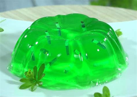 Lime Jello Mold Serving Suggestion : r/shittyfoodporn