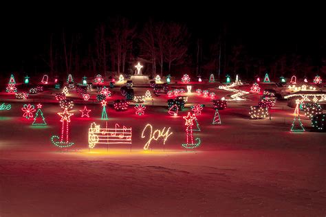 La Salette Shrine: Magical Christmas Lights are a Boston Family ...