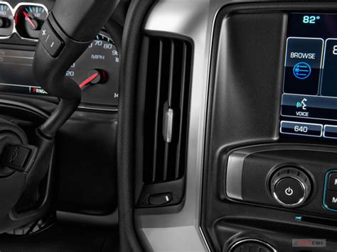 2015 Chevrolet Silverado 1500: 76 Interior Photos | U.S. News